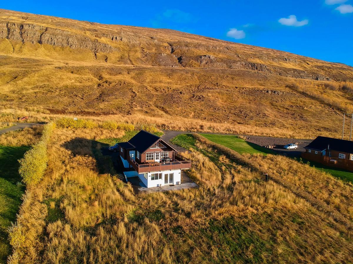 Vathlahof Guest House Akureyri Exterior photo
